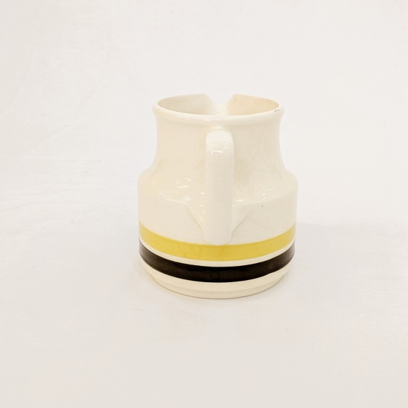 Carrigaline striped ceramic jug - Picture 3 of 3